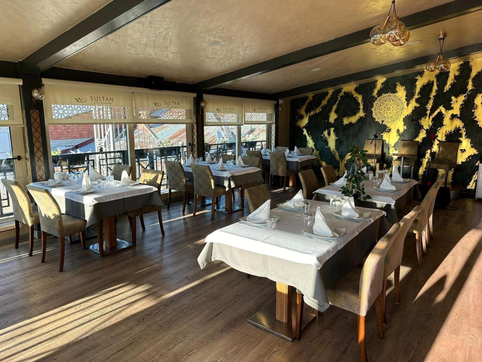 סיבס Sultan Hotel-Restaurant-Bistro מראה חיצוני תמונה