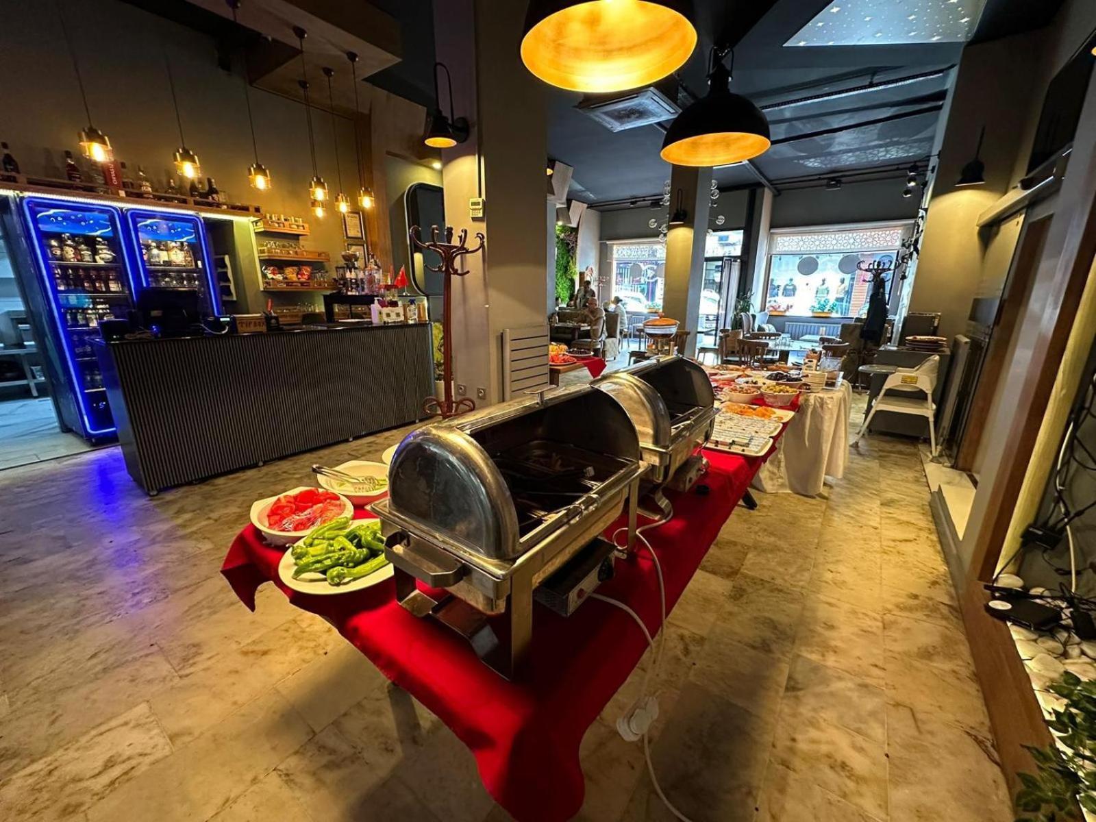 סיבס Sultan Hotel-Restaurant-Bistro מראה חיצוני תמונה